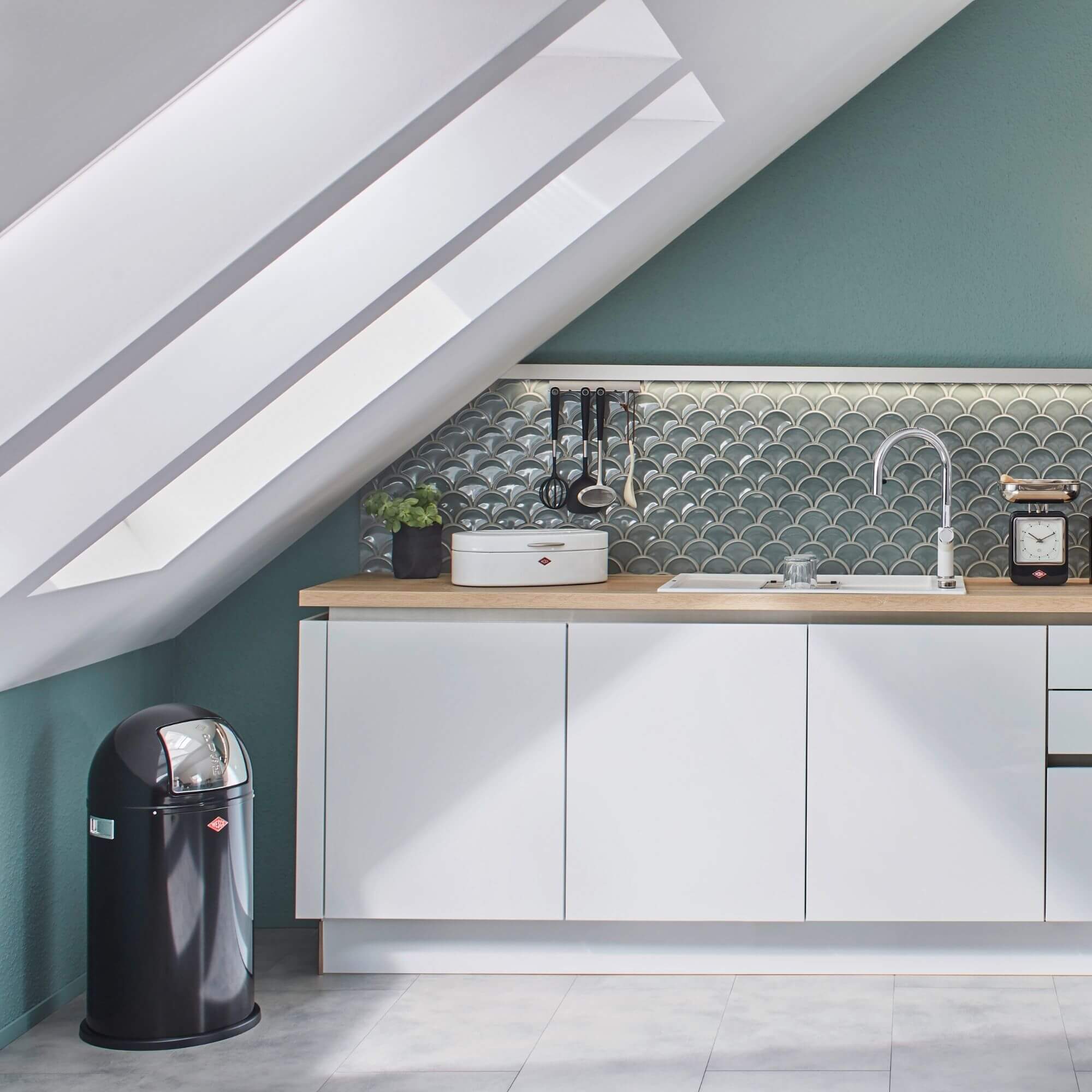 Pushboy Junior 22L Bin | Matt Graphite