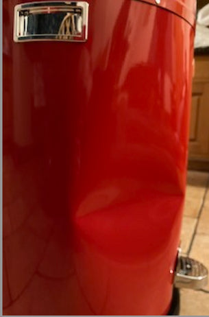 Kickmaster 33L Bin Red - ** Dented in transit **  - 184631-02